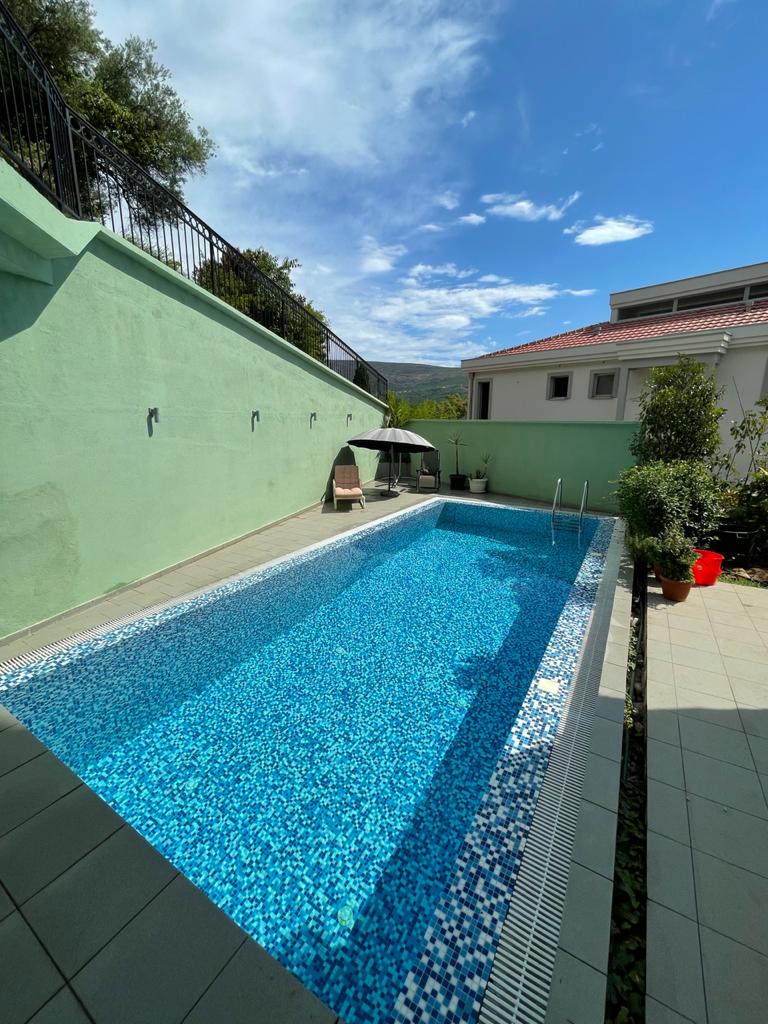 Image of Apartment - 2 Bedrooms - 2 Bathrooms for Sale in Herceg-Novi-Kumbor-Montenegro, Image 11